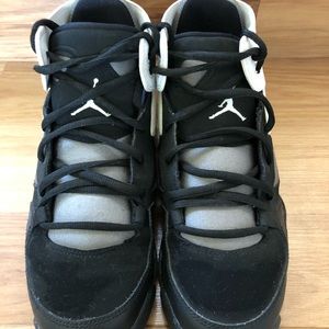 Nike Jordan’s youth 61/2  would be women’s 8